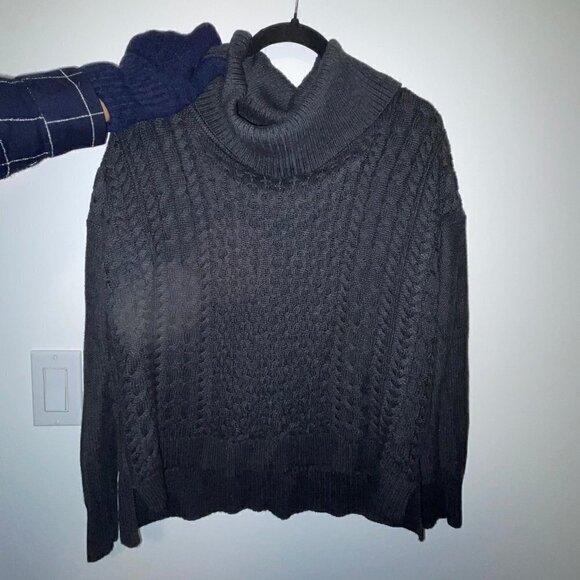 American Eagle Outfitter Women's Black Knit Cowl Neck Long Sleeve Sweater Large - Picture 3 of 5